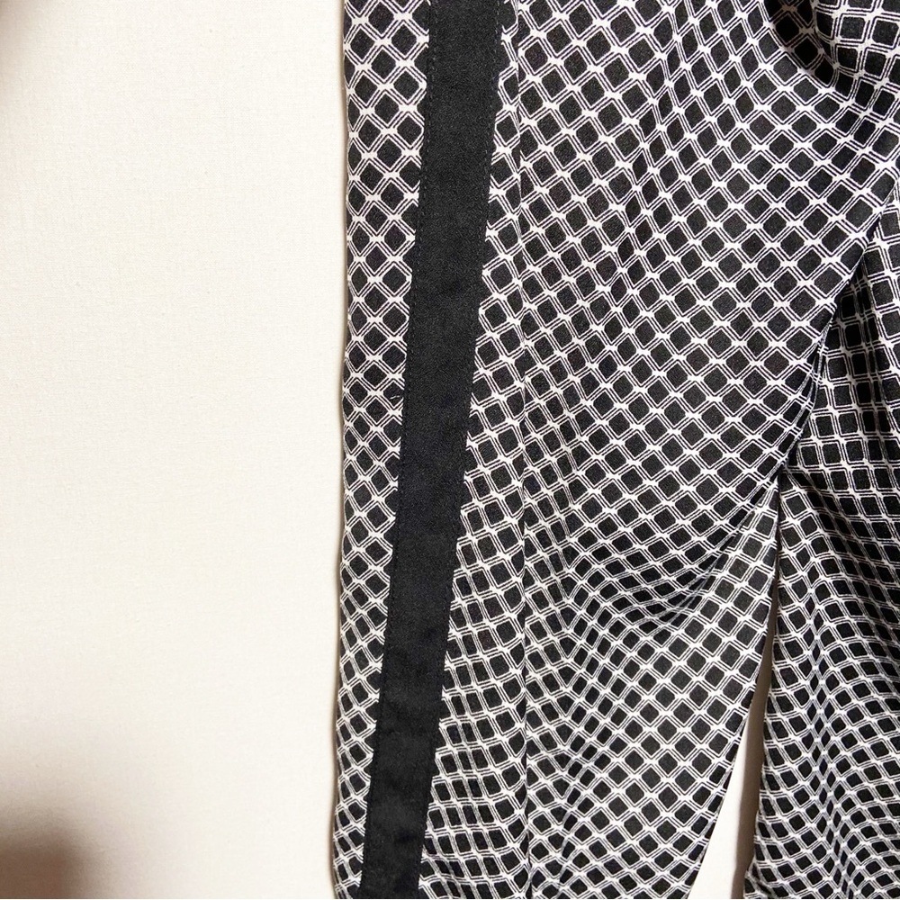 Worthington Womens Pants Black and White Geometric‎ Slim Fit Size Small - Picture 7 of 9